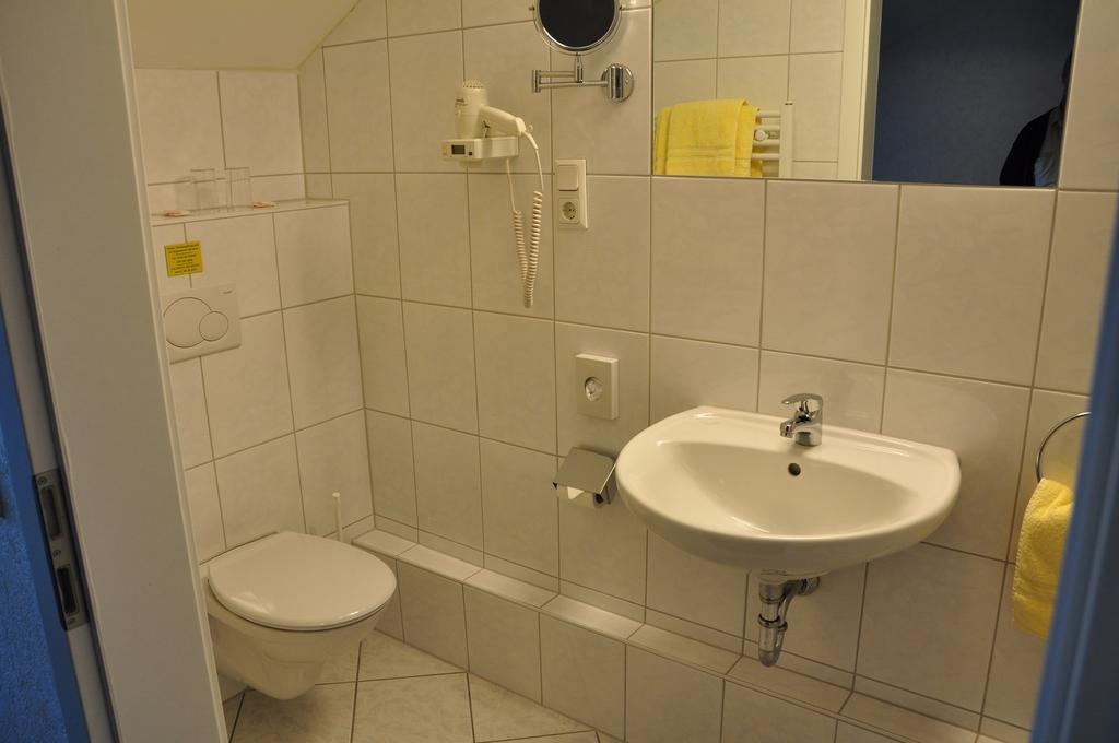 Hotel Buergerhof Хомбург Стая снимка